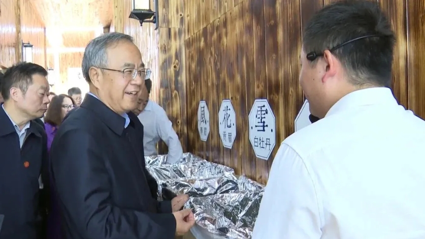 胡春華率調研組在湘調研 胡春華率調研組在湘調研