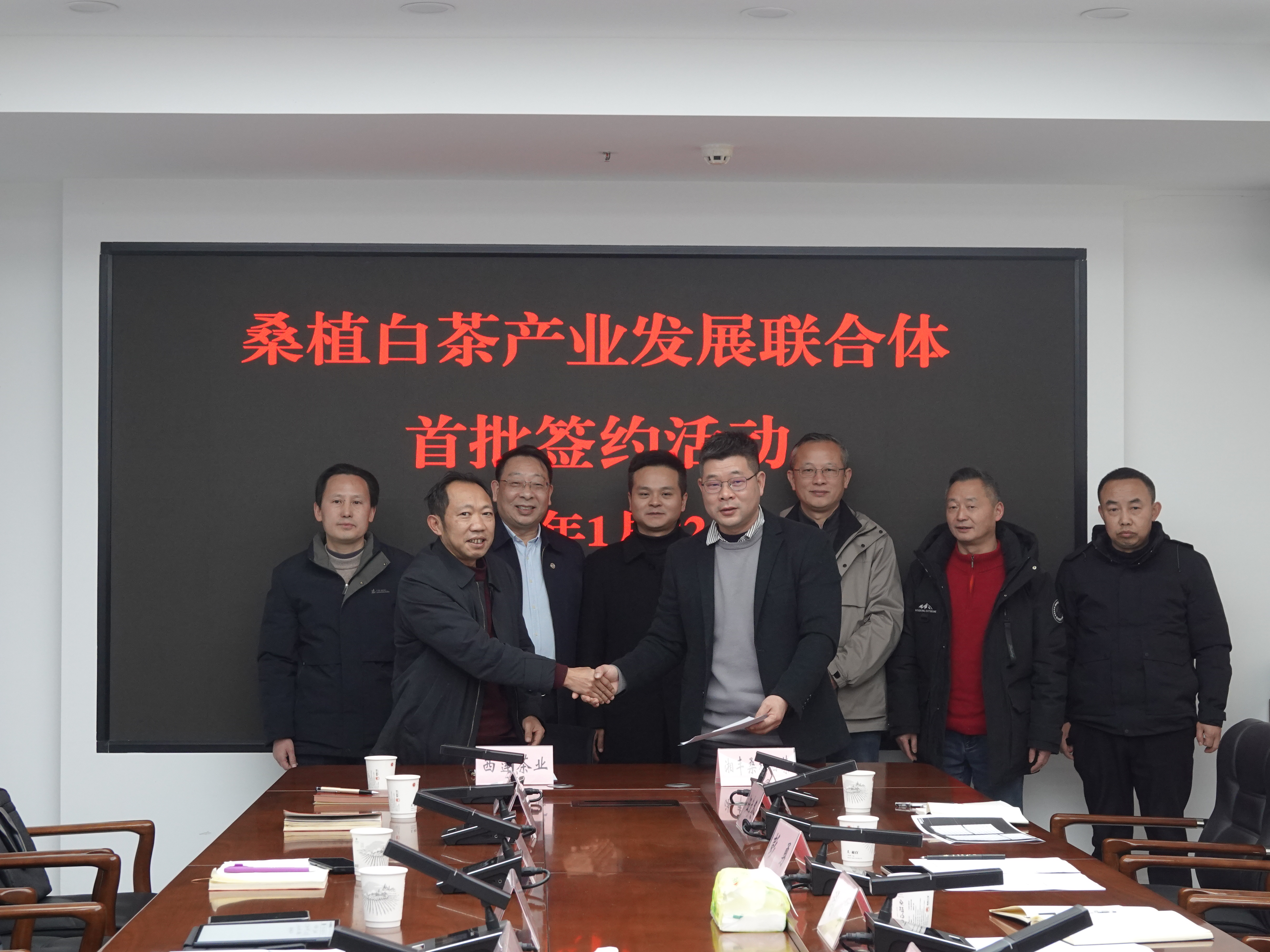 6812f049-6b9f-402d-95a5-2c41f277f388.jpg 6812f049-6b9f-402d-95a5-2c41f277f388.jpg